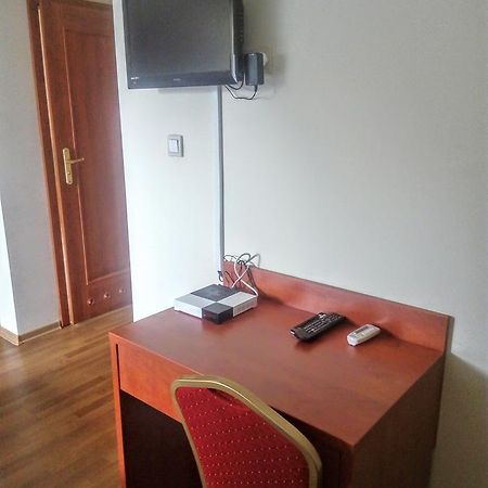 Zacisze Hotel Ulan Buitenkant foto