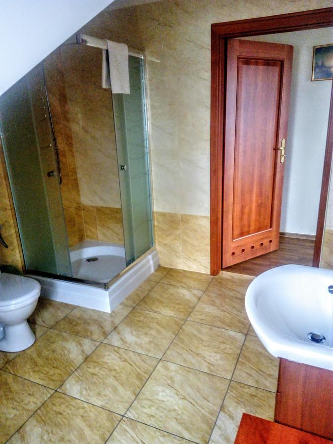 Zacisze Hotel Ulan Buitenkant foto