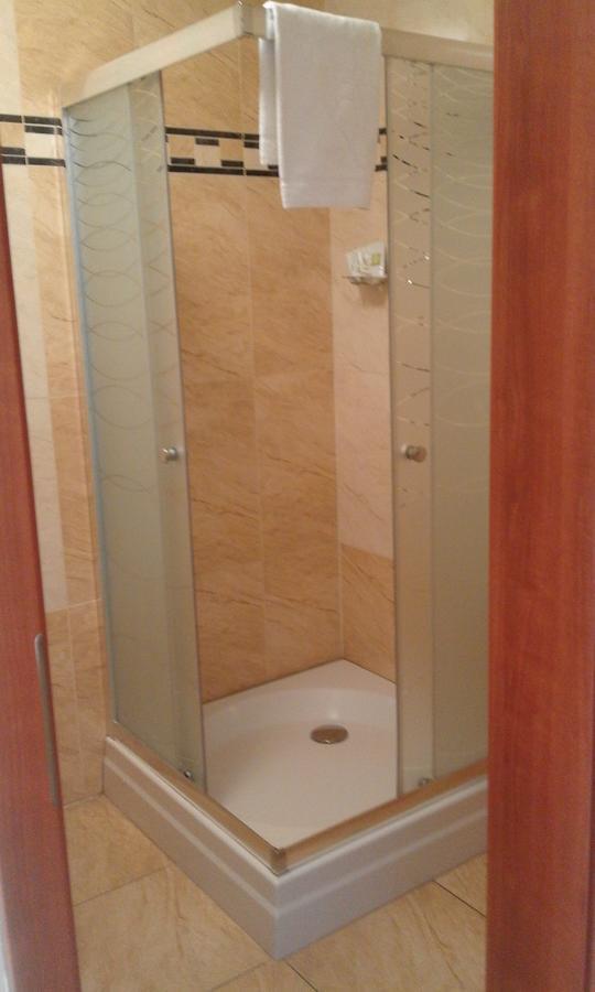 Zacisze Hotel Ulan Buitenkant foto